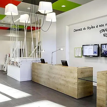 Ibis Styles Nancy Sud ホテル
