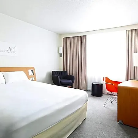 ホテル Ibis Styles Nancy Sud 3*